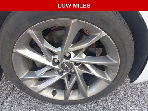 2022 Genesis G70 2.0T