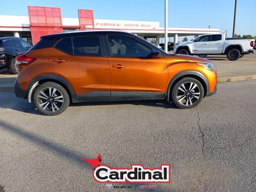 2020 Nissan Kicks SV