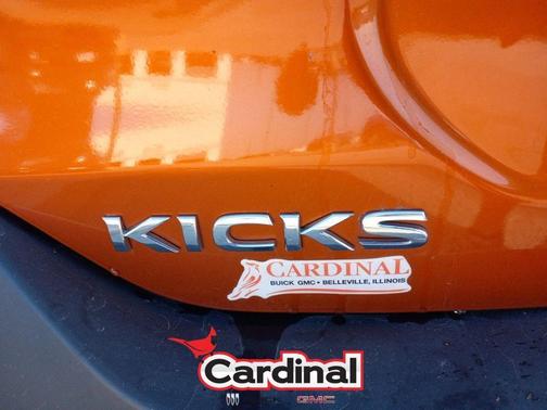 2020 Nissan Kicks SV