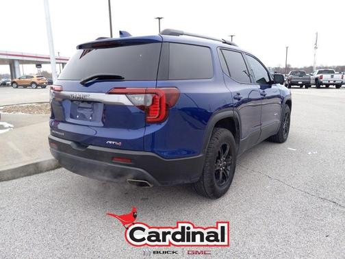 2023 GMC Acadia AT4