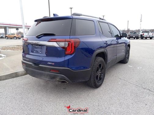 2023 GMC Acadia AT4
