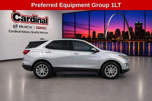 Silver Ice Metallic 2018 Chevrolet Equinox 1LT