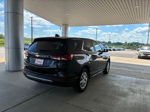 Mosaic Black Metallic 2023 Chevrolet Equinox 1LT