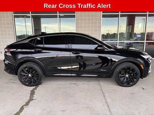 Ebony Twilight Metallic 2024 Buick Envista Avenir
