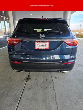 2022 Buick Enclave Essence