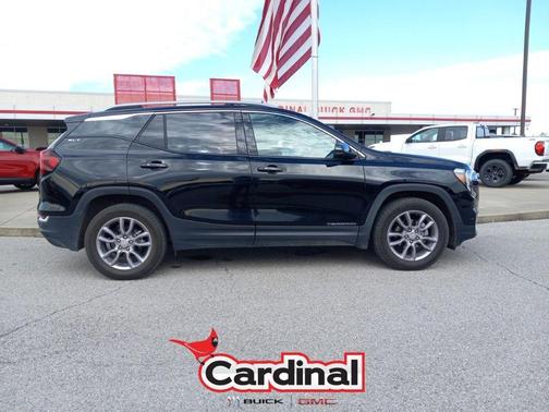 2024 GMC Terrain SLT