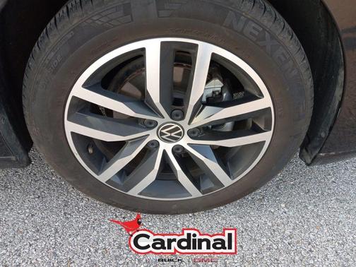 2025 Volkswagen Jetta 1.5T SE