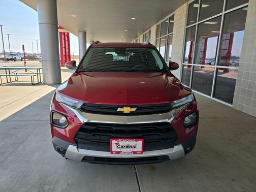 Scarlet Red Metallic 2021 Chevrolet Trailblazer LT