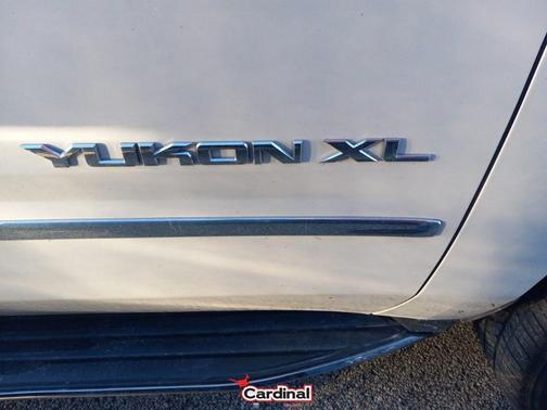 2017 GMC Yukon XL SLT