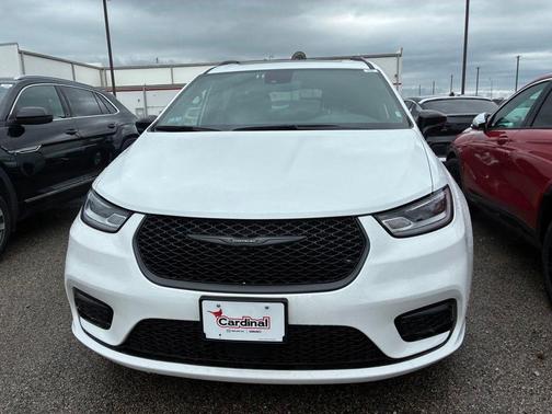 Bright White Clearcoat 2025 Chrysler Pacifica Limited