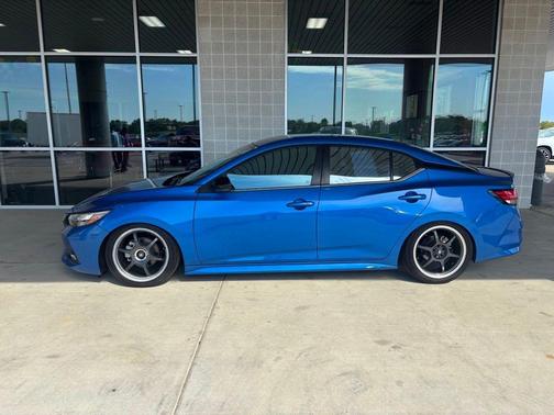 Electric Blue Metallic 2021 Nissan Sentra SR