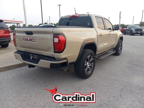 2023 GMC Canyon AT4