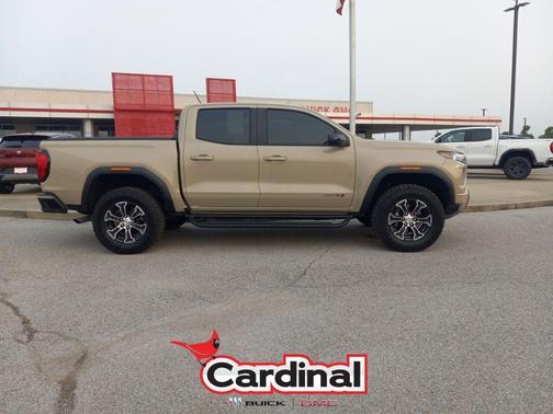 2023 GMC Canyon AT4