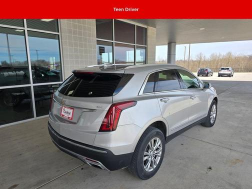 2020 Cadillac XT5 Premium Luxury