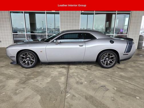 2016 Dodge Challenger R/T Scat Pack
