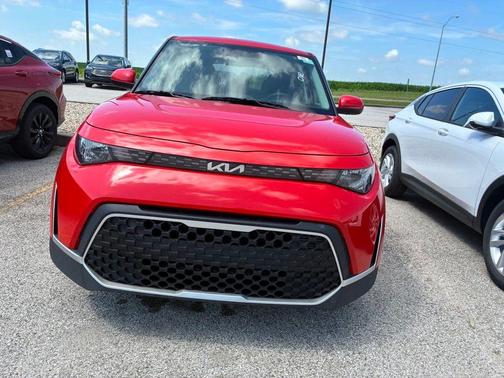 Inferno Red 2025 Kia Soul LX
