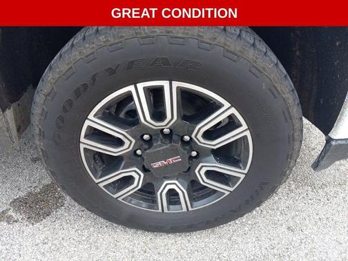 2022 GMC Sierra 2500 AT4