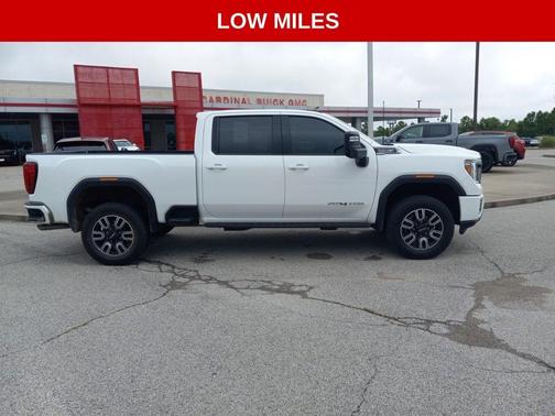 2022 GMC Sierra 2500 AT4