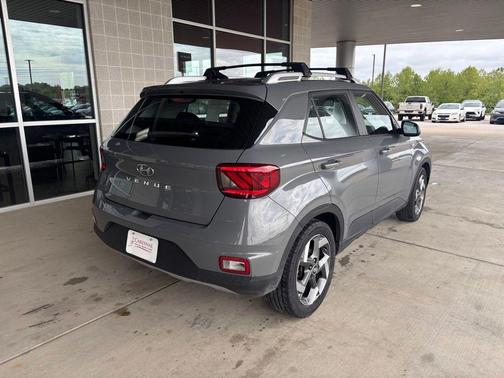 Galactic Gray 2022 Hyundai VENUE SEL