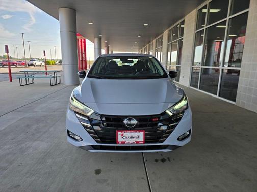 Gray 2024 Nissan Versa 1.6 SR