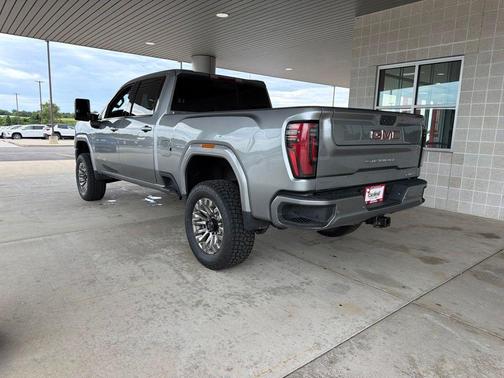 Sterling 2024 GMC Sierra 2500 AT4