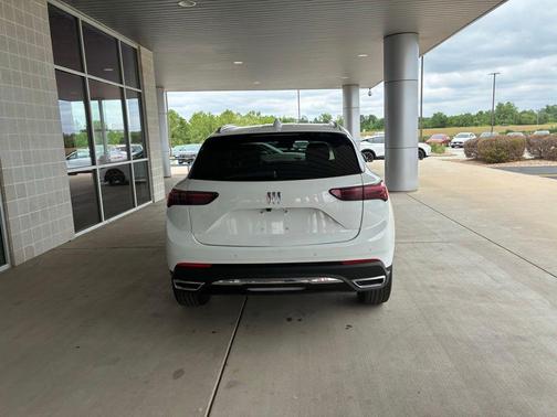 Summit White 2024 Buick Envision Preferred