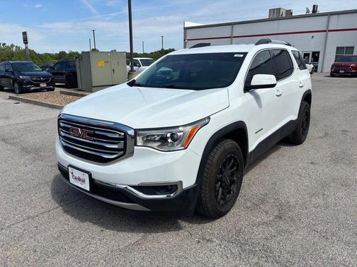 Summit White 2018 GMC Acadia SLT-1