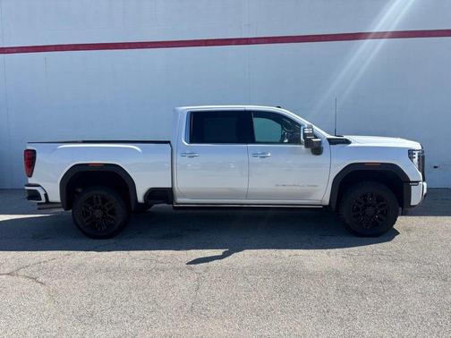 White Frost Tri-Coat 2024 GMC Sierra 2500 Denali Ultimate