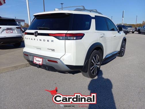 2024 Nissan Pathfinder Platinum