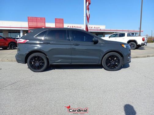 2021 Ford Edge ST Line