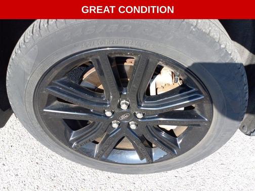 2021 Ford Edge ST Line