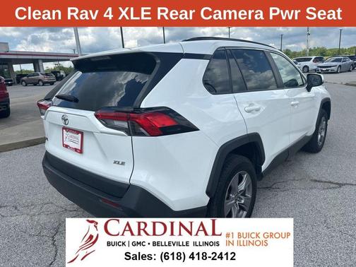 2022 Toyota RAV4 XLE
