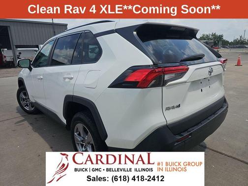 2022 Toyota RAV4 XLE