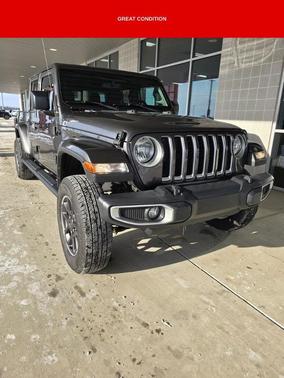2023 Jeep Gladiator Overland