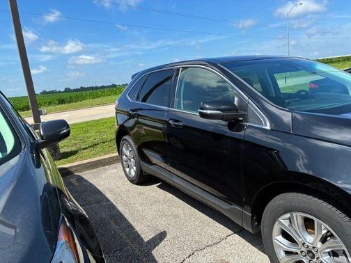 Black Metallic 2024 Ford Edge Titanium