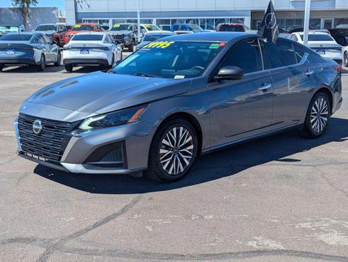 Gun Metallic 2024 Nissan Altima 2.5 SV