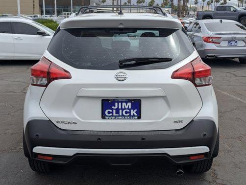 Aspen White TriCoat Pearl 2020 Nissan Kicks SR