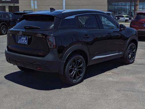 Super Black 2026 Nissan Kicks SR