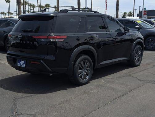 Super Black 2026 Nissan Pathfinder SV