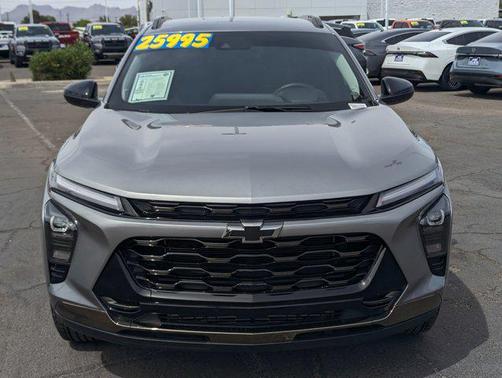 Sterling Gray Metallic 2025 Chevrolet Trax FWD ACTIV