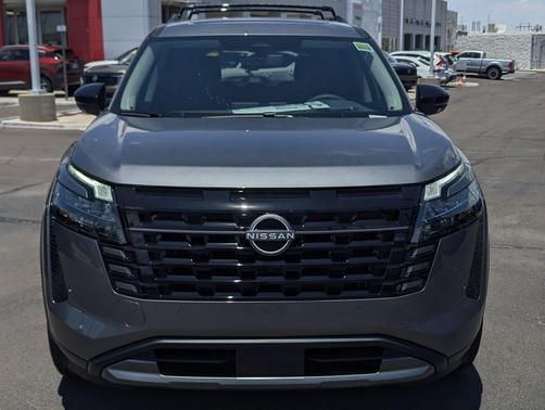 Gun Metallic 2026 Nissan Pathfinder Platinum