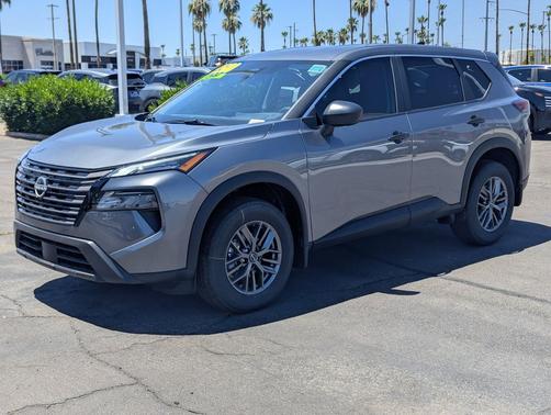Gun Metallic 2026 Nissan Rogue S
