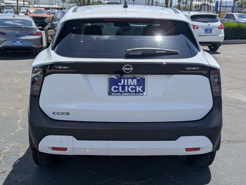 Fresh Powder 2026 Nissan Kicks S