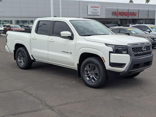 Glacier White 2027 Nissan Frontier SV