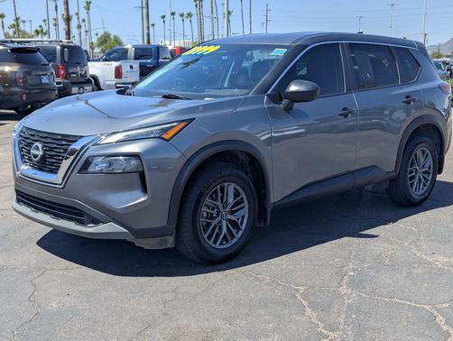 Gun Metallic 2023 Nissan Rogue S