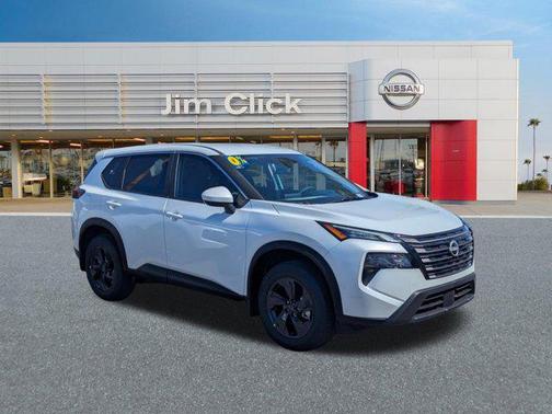 Everest White Pearl Tricoat 2026 Nissan Rogue SV