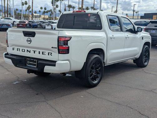 Glacier White 2026 Nissan Frontier SV