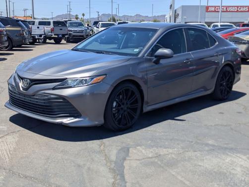Predawn Gray Mica 2018 Toyota Camry LE