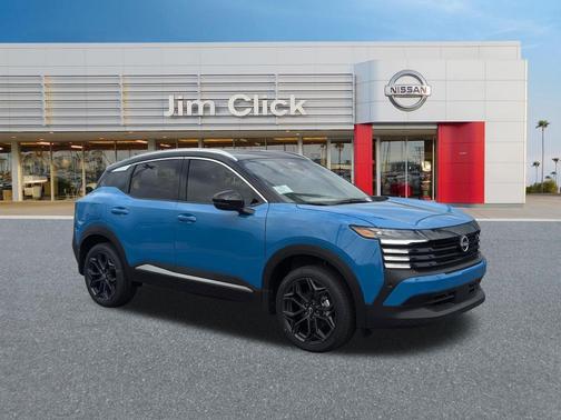 Arctic Ice Blue Metallic/Super Black 2026 Nissan Kicks SR