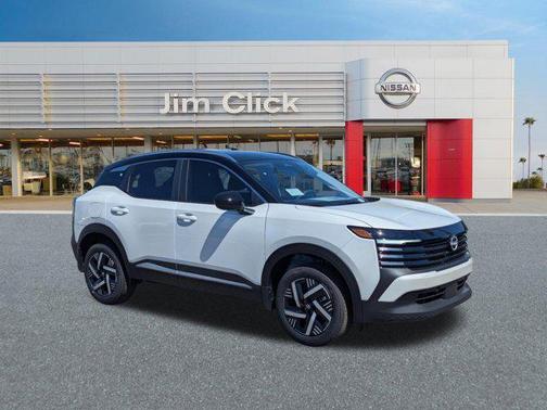 Aspen White Tricoat/Super Black 2026 Nissan Kicks SV